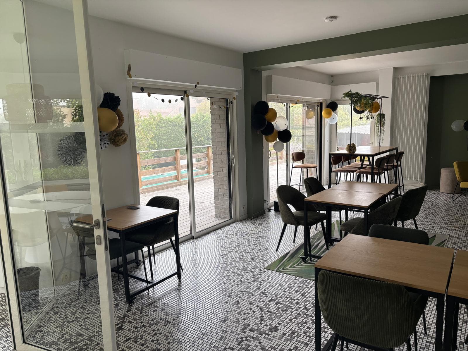 La Villa Wasqualienne - au total - Espaces de bureaux et maison à Wasquehal